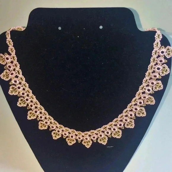 Hand Made embroidered necklace - Picture 1 of 4